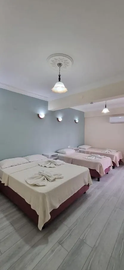 Sezgin Hotel Κουσάντασι